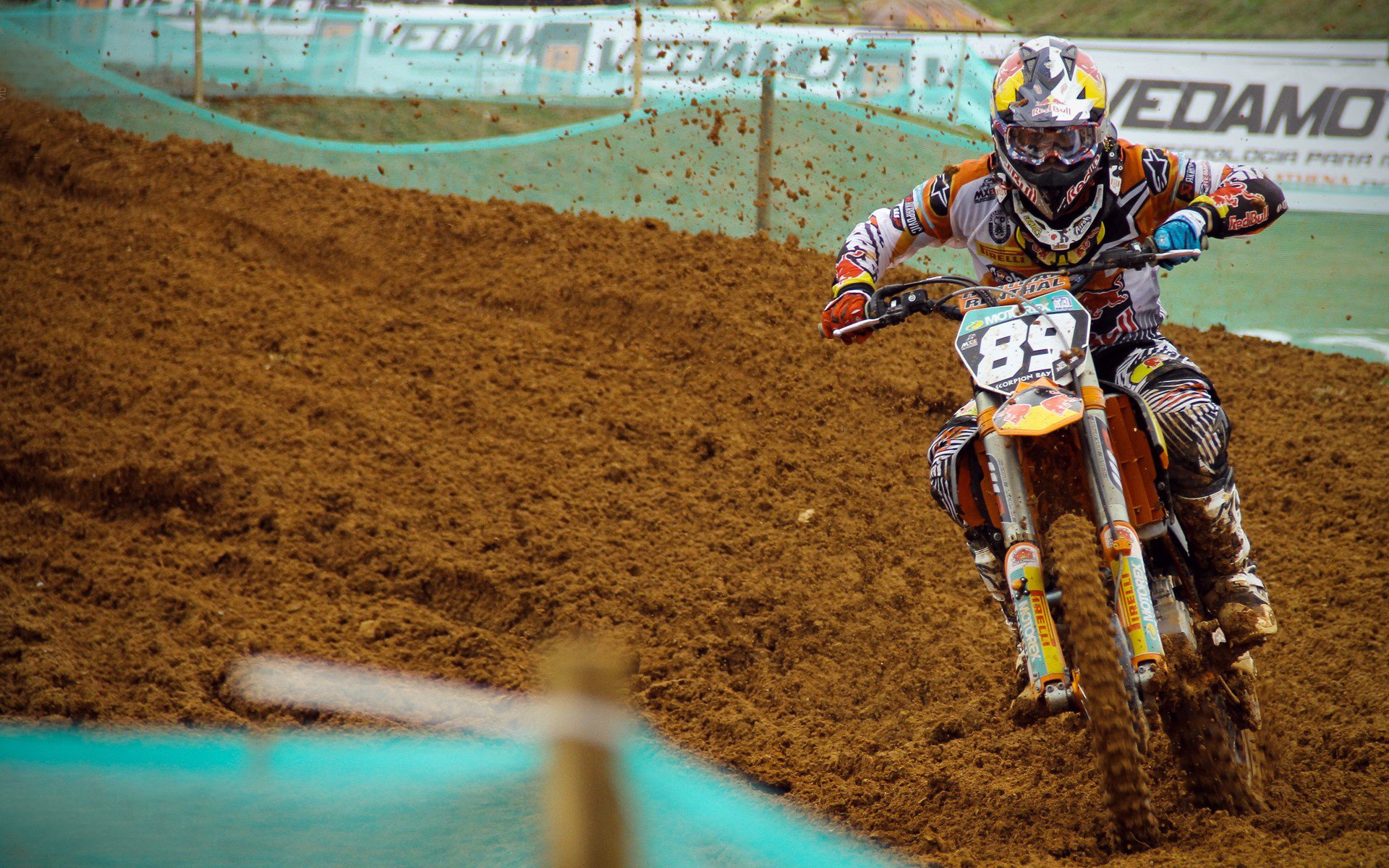 篮球赛场焦点！韩国队对阵意大利队，激战正酣，豪门对决再度上演